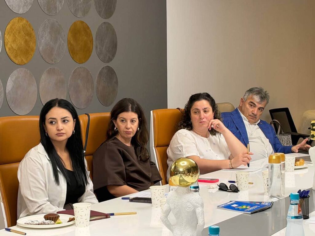 Քննարկման մասնակիցները